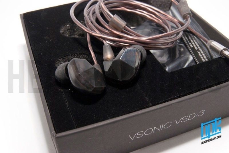 VSonic VSD3. Portable in-ear IEMs earphones