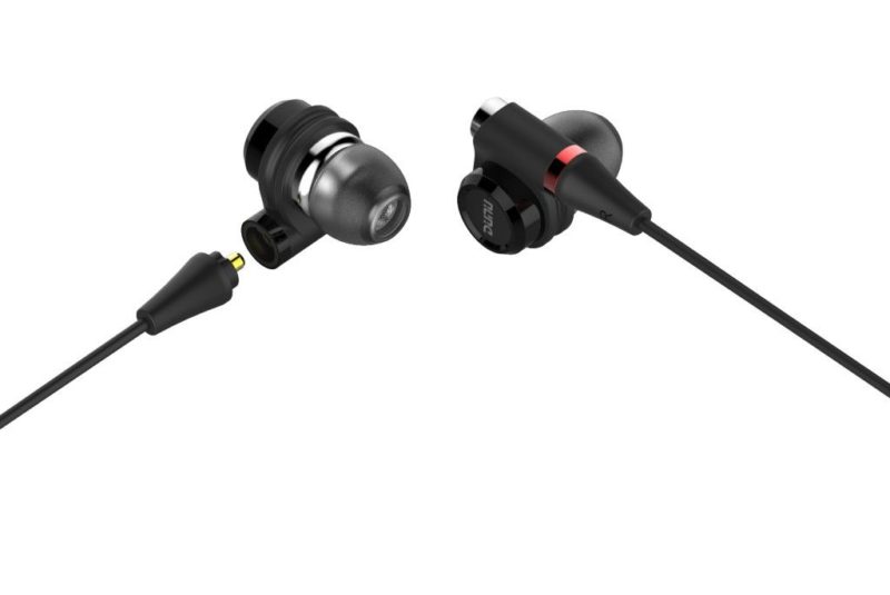Dunu DN-2002. IEM in-ear headphones  with 2 dynamic + 2 BA, a new generation of Dunu Hybrids.
