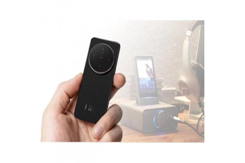 FiiO RM1. Multifunctional Bluetooth Remote Controller for Bluetooth devices