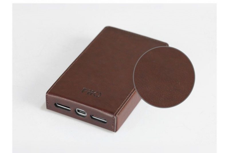 FiiO LC-FX5221. Leatherette case for audio player FiiO X5 II