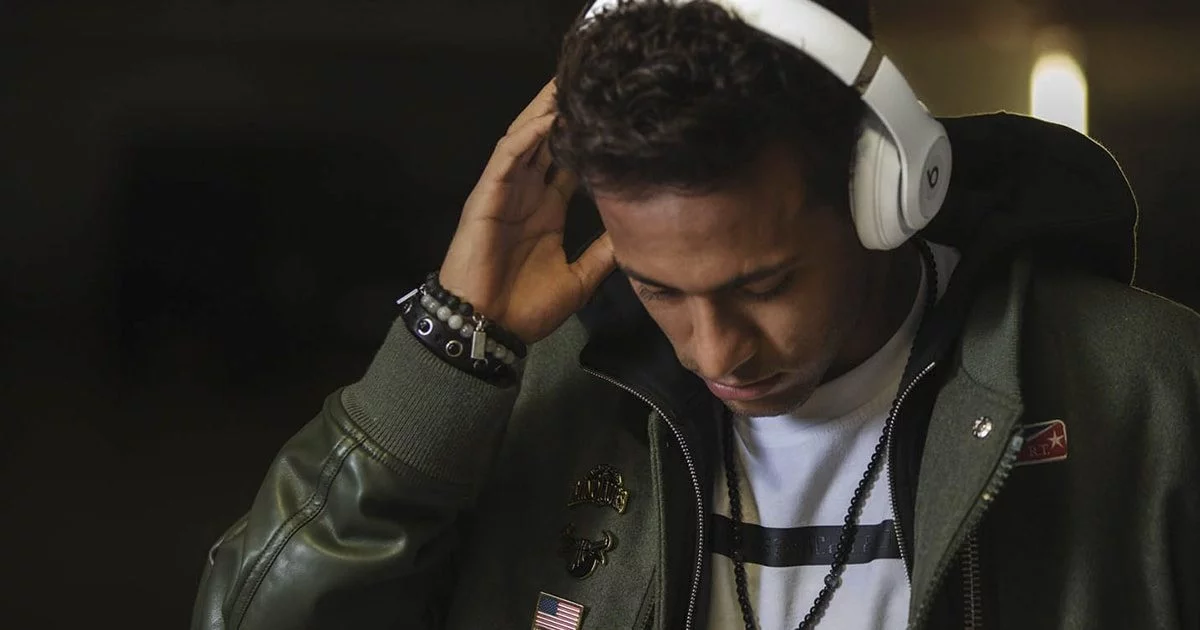 Neymar es el embajador de los auriculares de los futbolistas.